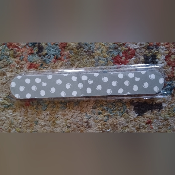 🚨ADD 2 Bundle 4 FREE🚨Awesome Blossom Emory board - Picture 2 of 2